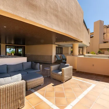 Bahia Boutique * Estepona