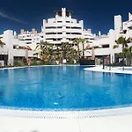 Bahia Boutique * Эстепона