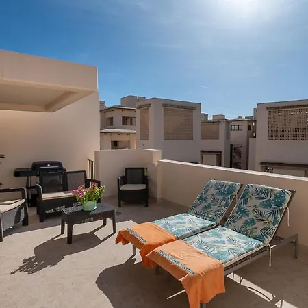 巴伊亚精品公寓 *