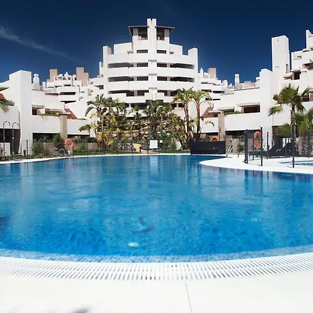 巴伊亚精品公寓 * 埃斯特波纳